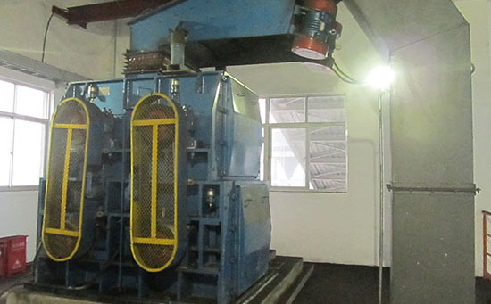 齒輥式碎煤機現場