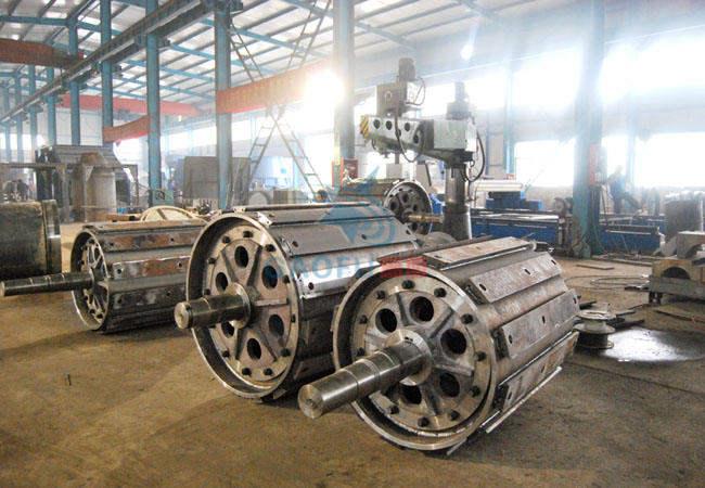 高服篩機車間掠影